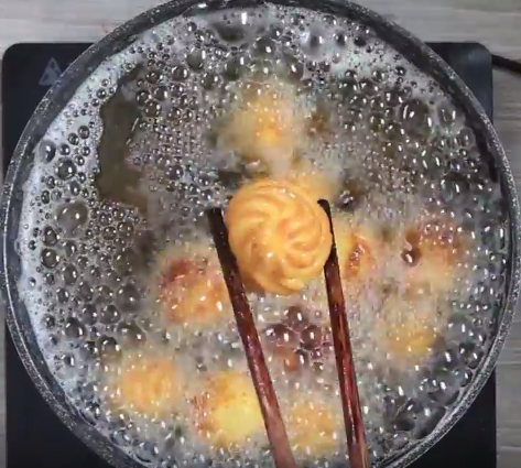 Salad dưa chuột kiểu Thái chua ngọt đơn giản bất ngờ