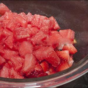 Cách làm salad dưa hấu dâu tây