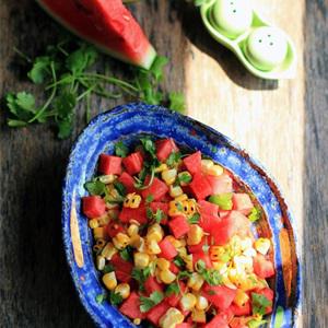 Cách làm salad dưa hấu trộn bắp