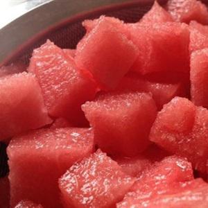 Cách làm salad dưa hấu trộn
