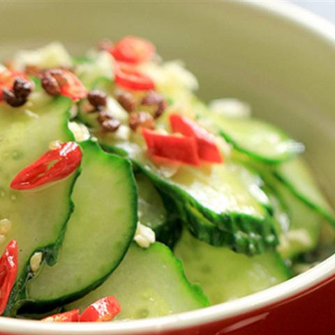 Cách làm salad dưa leo