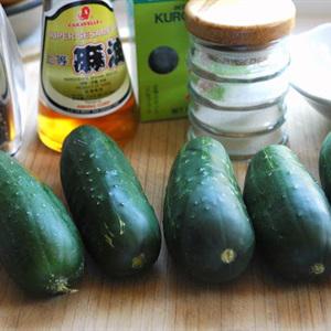 Cách làm salad dưa leo giòn