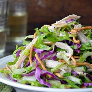 Cách làm salad dưa leo trộn thịt gà
