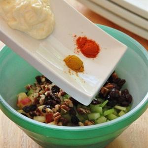 Cách làm salad gà ăn kiêng