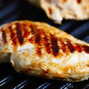 Cách làm salad gà dâu tây