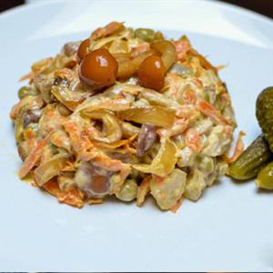 Cách làm salad gà nấm
