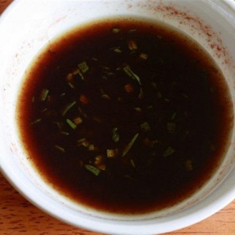 Cách làm salad gà nướng cà chua bi