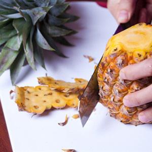 Cách làm salad gà thơm và khoai tây