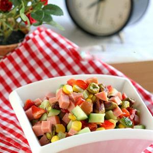 Cách làm salad hạt dẻ cười