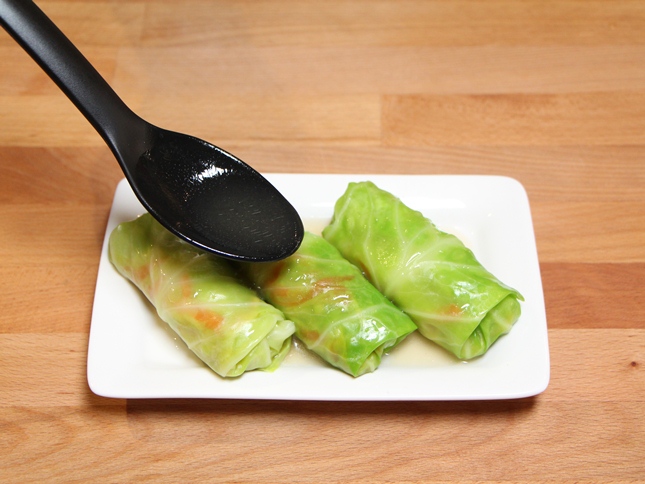 Salad heo gia vị kiểu Thái chua cay ai ăn cùng nghiền