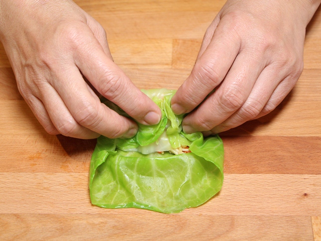 Salad heo gia vị kiểu Thái chua cay ai ăn cùng nghiền