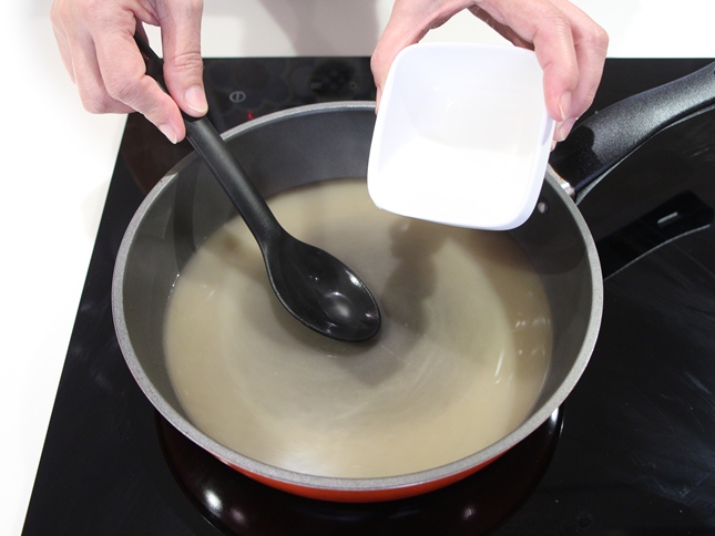 Salad heo gia vị kiểu Thái chua cay ai ăn cùng nghiền