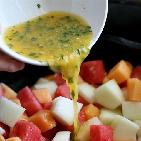 Cách làm salad hoa qủa