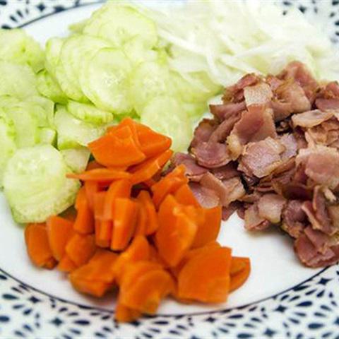 Cách làm salad khoai tây Hàn Quốc