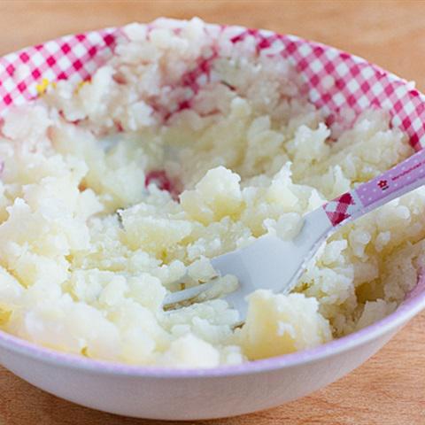 Cách làm salad khoai tây kiểu Nhật