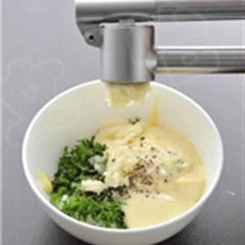 Cách làm salad khoai tây ngon