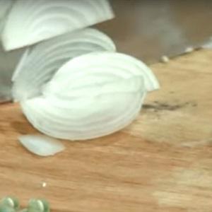 Cách làm salad khoai tây trộn