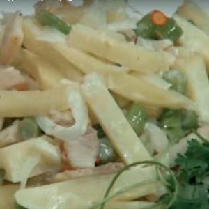 Cách làm salad khoai tây trộn