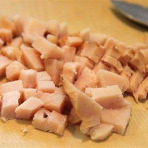 Cách làm salad khoai tây vòng nguyệt quế