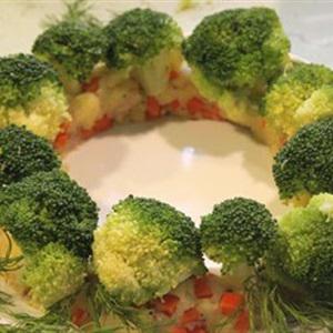 Cách làm salad khoai tây vòng nguyệt quế