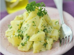 Salad khoai tây