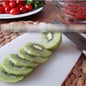 Cách làm salad kiwi hạnh nhân
