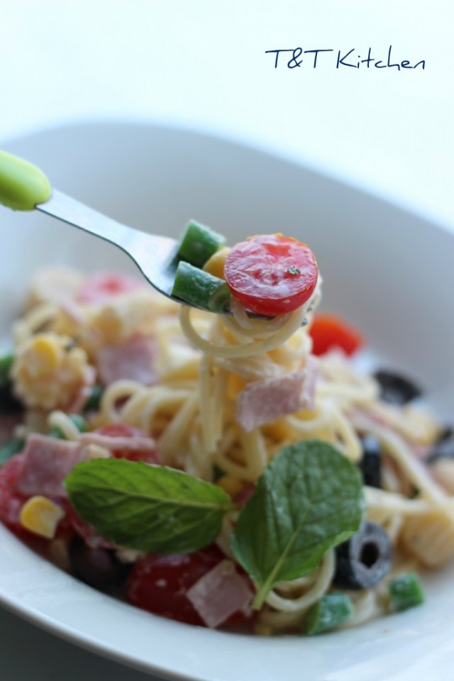 Salad mì sốt phô-mai