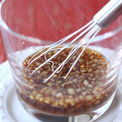 Cách làm salad miến tôm kiểu Thái