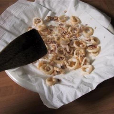 Cách làm salad mực trộn rau