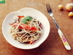 Salad nấm kim châm