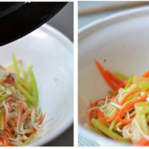 Cách làm salad nấm kim giòn ngọt