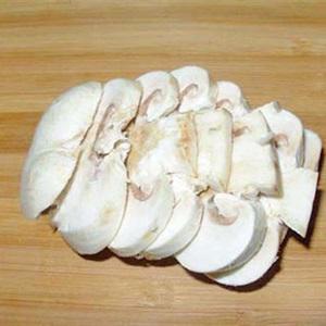 Cách làm salad nấm với củ cải