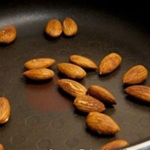 Cách làm salad nho thịt gà