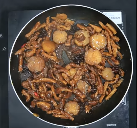 Salad nui súp lơ xanh lạ miệng, giải ngấy cực hiệu quả