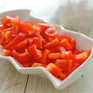 Cách làm salad nui trộn