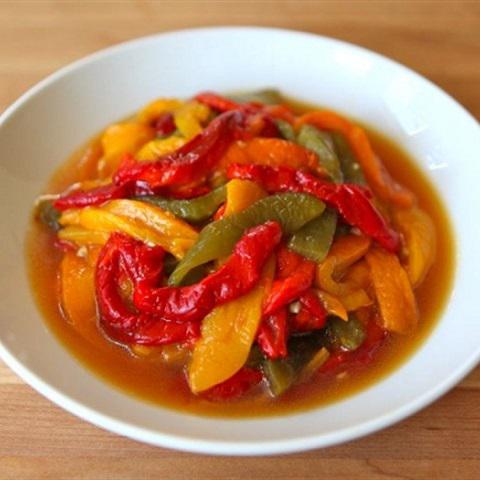 Cách làm salad ớt chuông nướng ngon