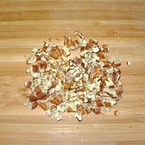 Cách làm salad Pesto với lê và nụ bạch hoa