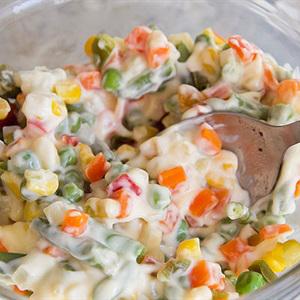 Cách làm salad rau củ luộc