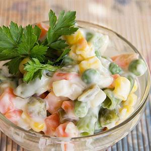 Cách làm salad rau củ luộc