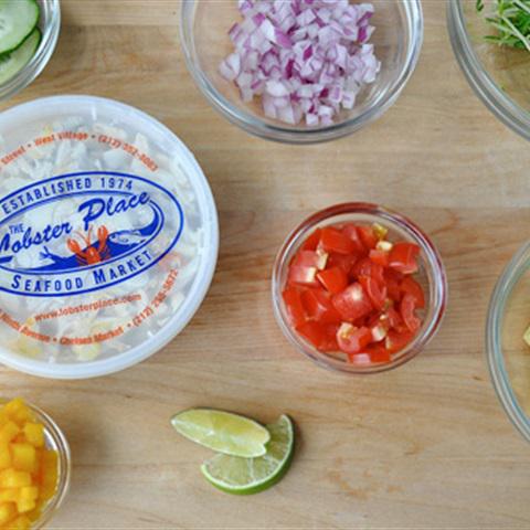 Cách làm salad thịt cua