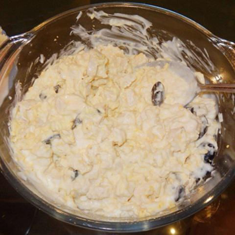 Cách làm salad thịt gà hình dưa hấu