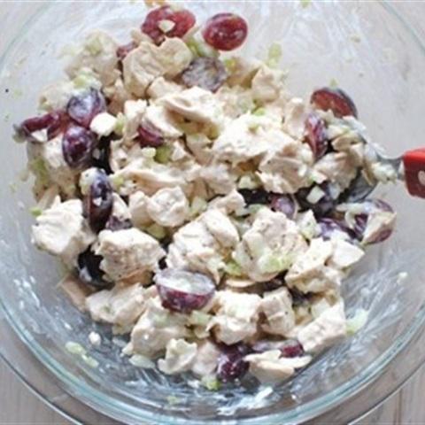Cách làm salad thịt gà sữa chua