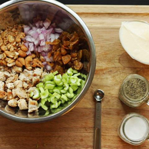 Cách làm salad thịt gà