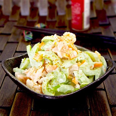 Cách làm salad tôm cần tây