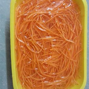 Cách làm salad tôm cuộn