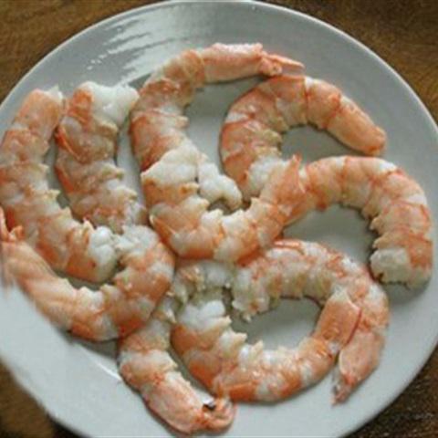 Cách làm salad tôm cuộn