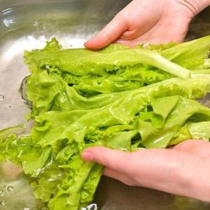 Cách làm salad tôm đậu trắng