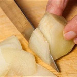 Cách làm salad tôm mix hoa quả