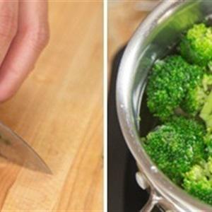 Cách làm salad tôm trứng