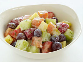 Salad trái cây trộn đường